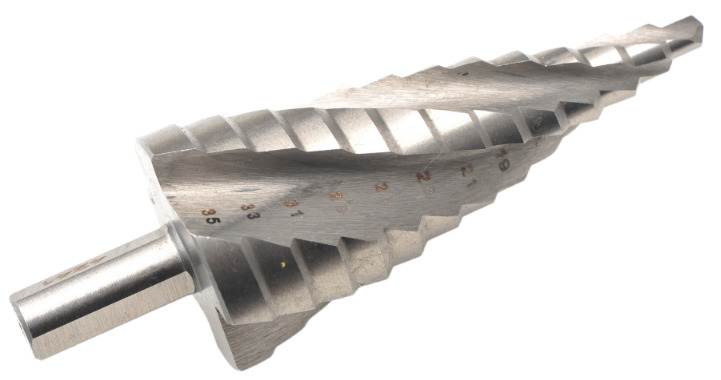 3-Flat shank Spiral Fluted HSS Step Drill Size: 4-32mm
